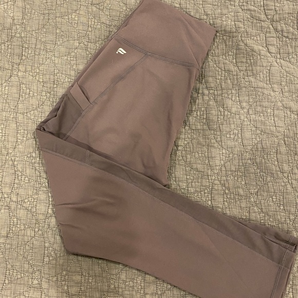 Fabletics Pants - Fabletics cropped mesh leggings